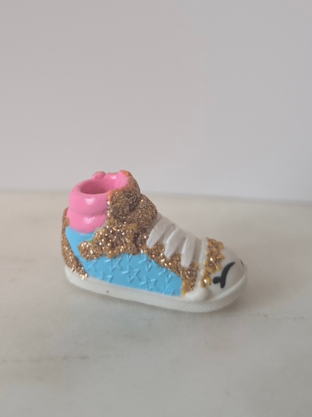 Shopkins Real Littles Sketchers twinkle toes Trish mini Sneaker glitter rare
